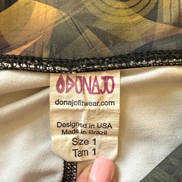 Dona Jo Fitwear Pittsburgh Themed Capri Leggings Running Exercise Yoga Size 1 - Picture 4 of 6